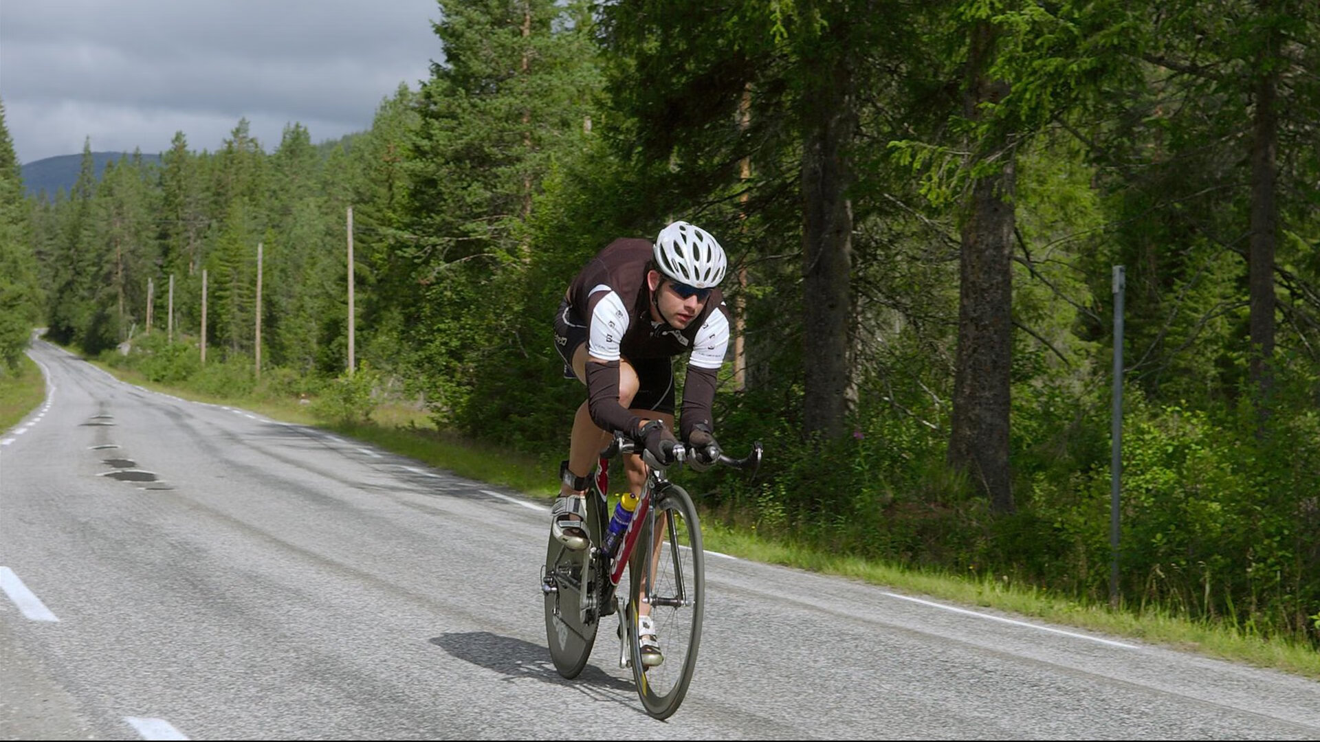 莱万多夫斯基三赛季高光表现，SKT观众激情见证巅峰之战