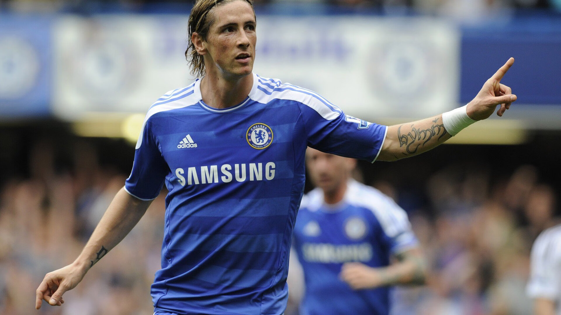 大坂直美回归赛场，赛事规则更新首场状态亮眼，FPX观众沸腾！